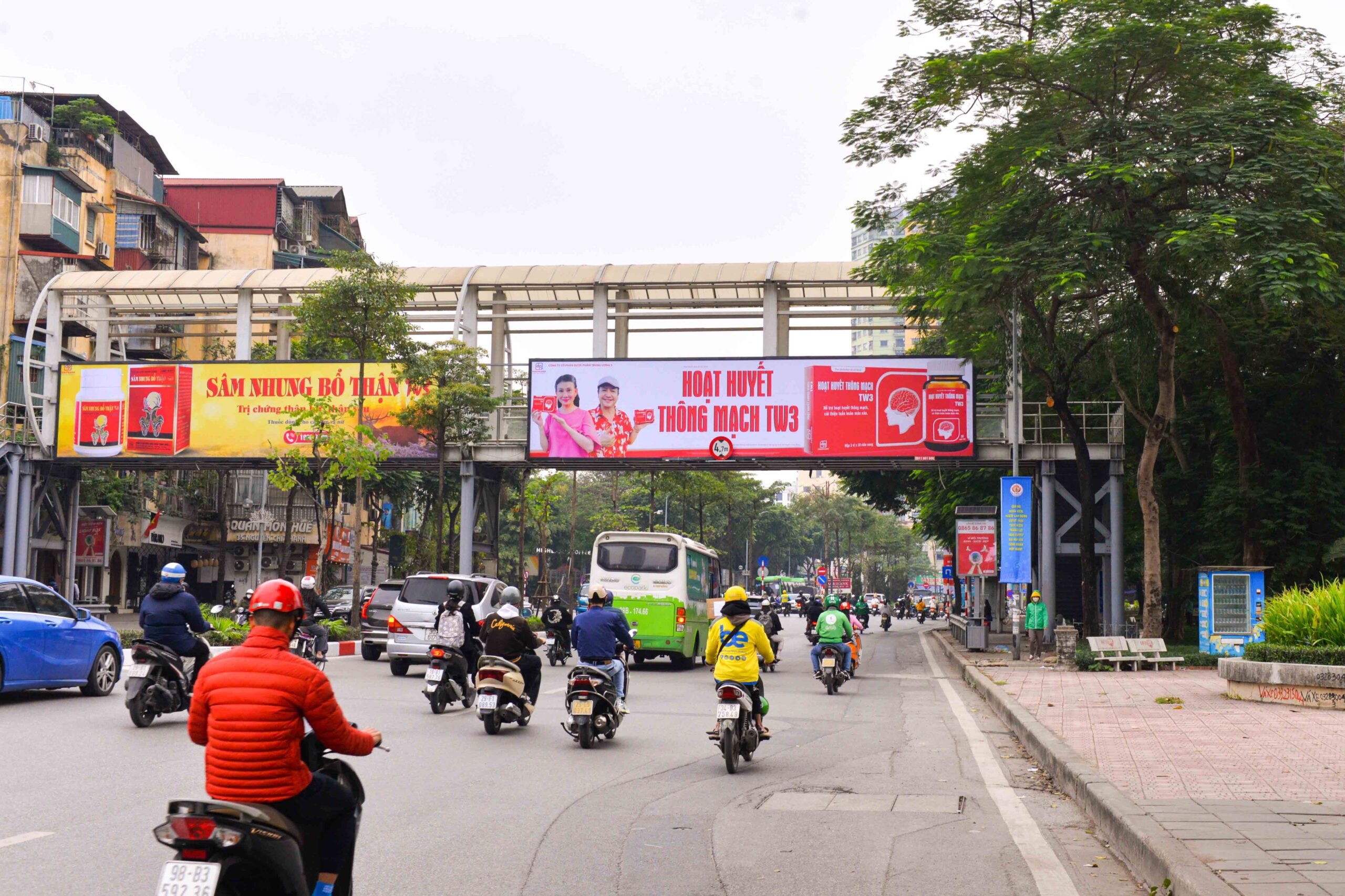 Ảnh xa hướng nhìn từ Liễu Giai đi Nguyễn Chí Thanh (CC)